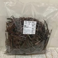 ★大容量★ 牛タン皮 こま切れ 800g お徳用 多頭飼 長持ち おやつ 国産 牛タン しっかり噛める 犬用おやつ ジャーキー